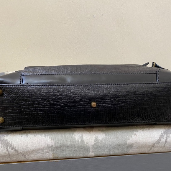 Coach Crosby Box Grain Textured Leather Flap Brief 70961 Brass/Black - Picture 7 of 13